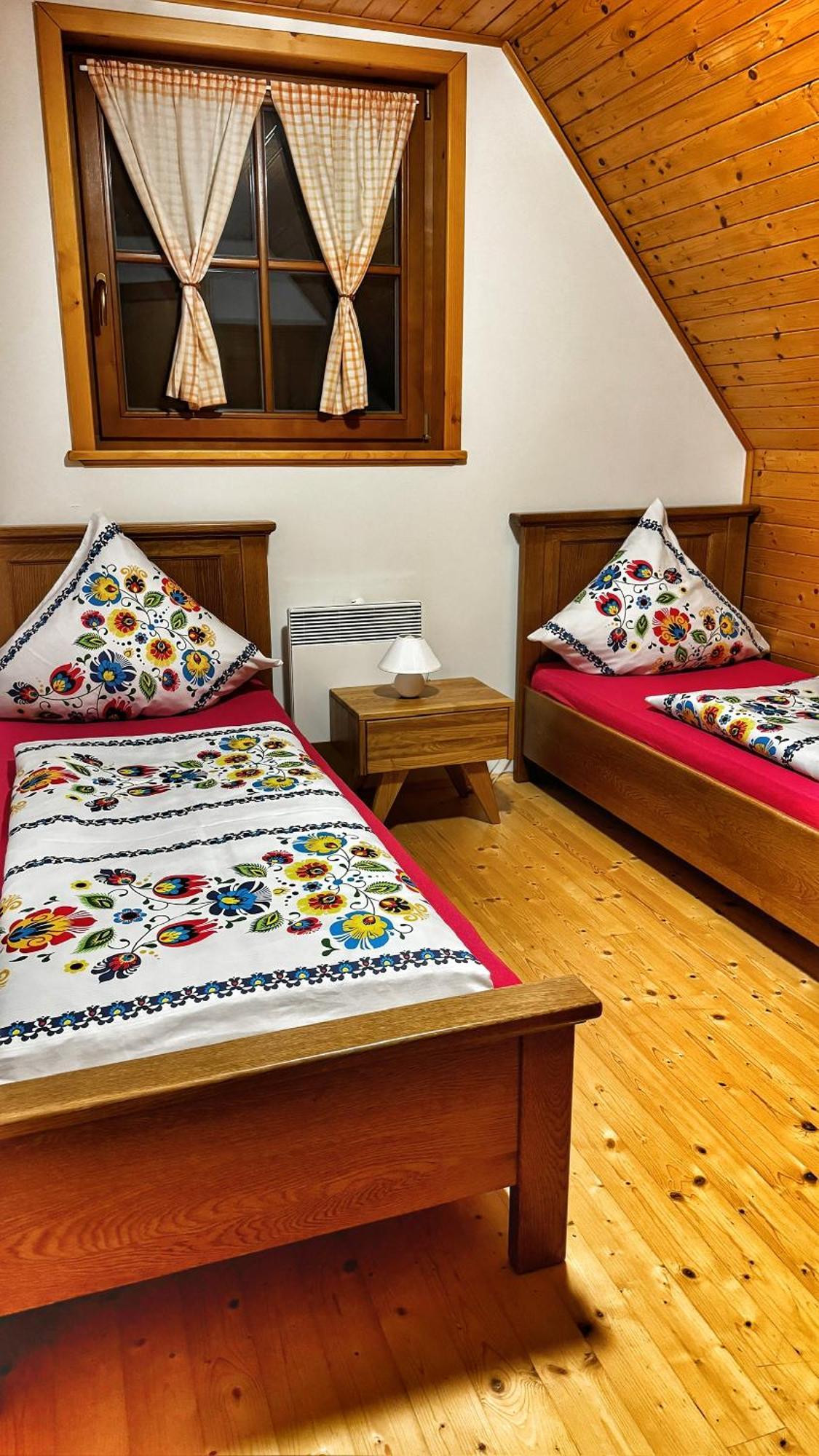 Drevenicka Amalka Hotel Liptovsky Trnovec Luaran gambar